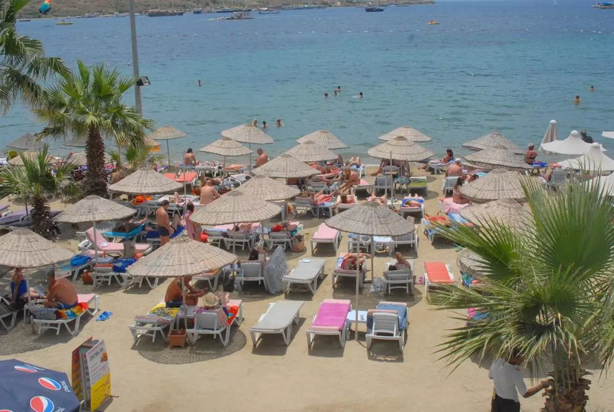 SUNCLUB_SHABAVIZ (14).jpg